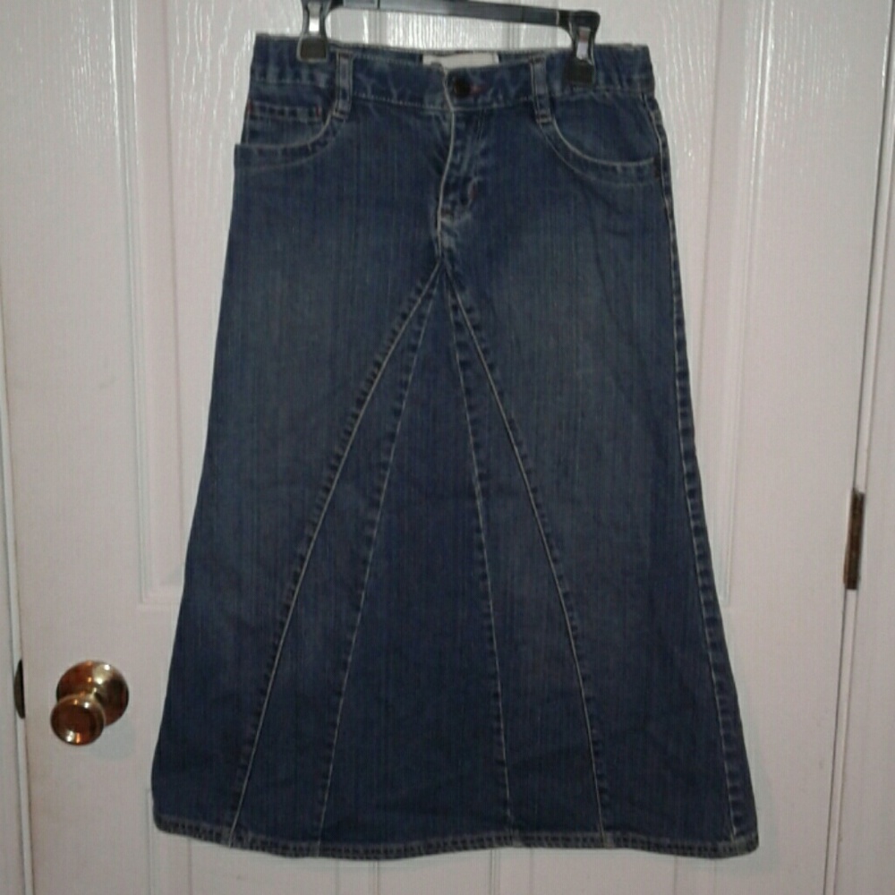 Gap girls long blue jean skirt size 12 adjustable